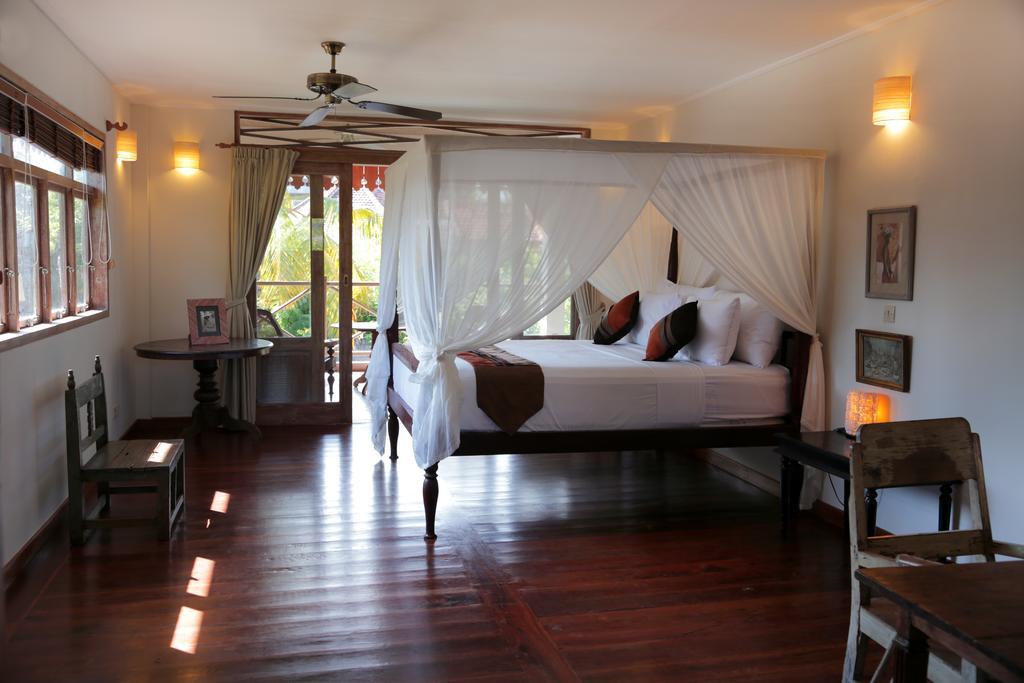 Villa Varuna Legian Quarto foto