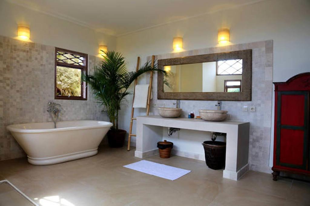 Villa Varuna Legian Quarto foto